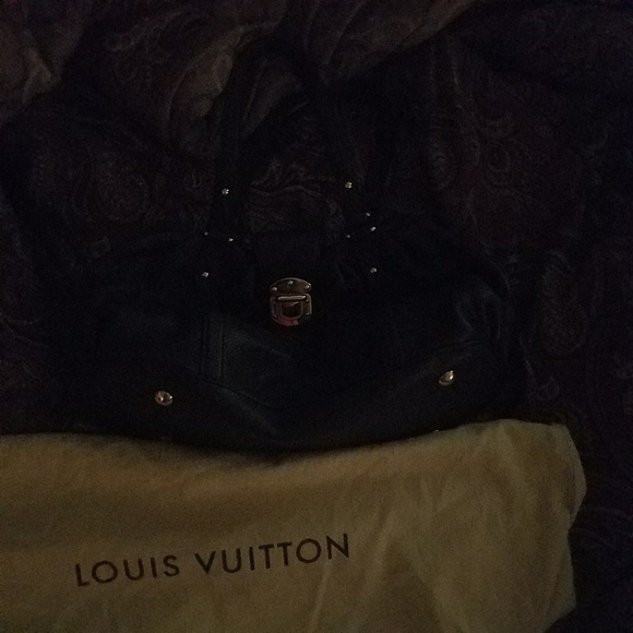 Louis Vitton Mahina Lunar(Authentic) - Picture 2 of 8